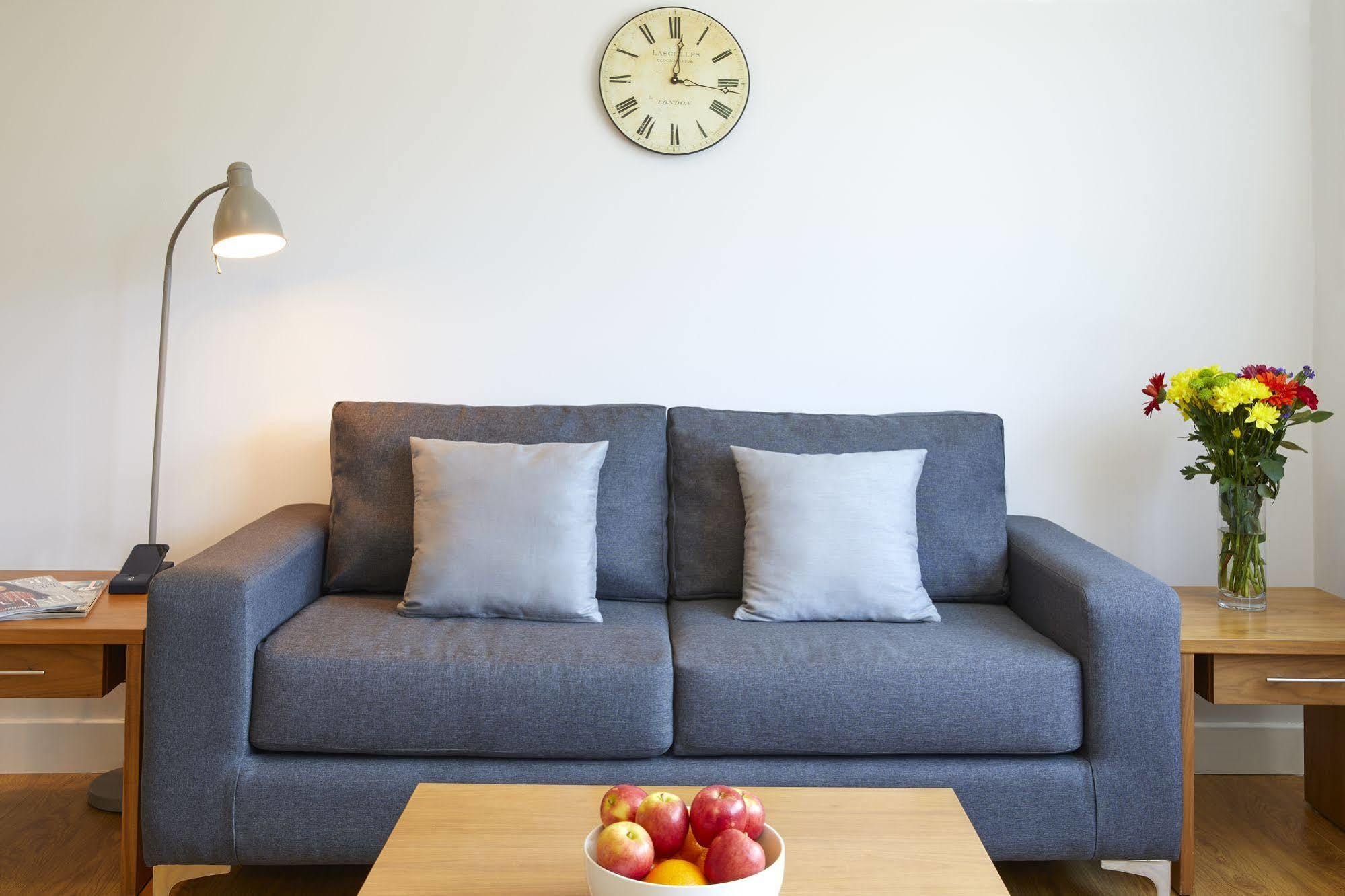 פארנבורו Hq Aparthotel Farnborough מראה חיצוני תמונה